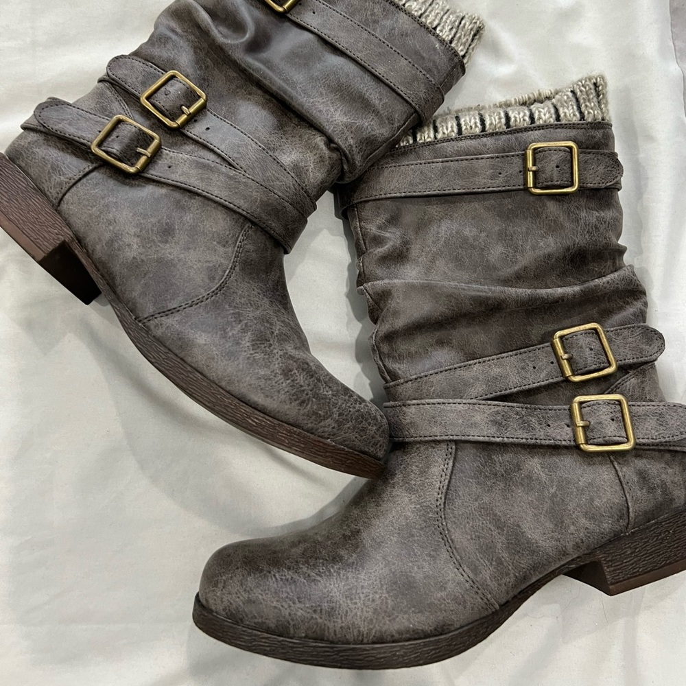 Women's Sweater Cuff Boots - Grey - Size 8